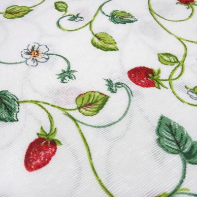 Stoff Dekostoff Erdbeeren Ranken Design weiß grün rot Taschenstoff Tischdeckenstoff Patchworkstoff Kissenbezugsstoff